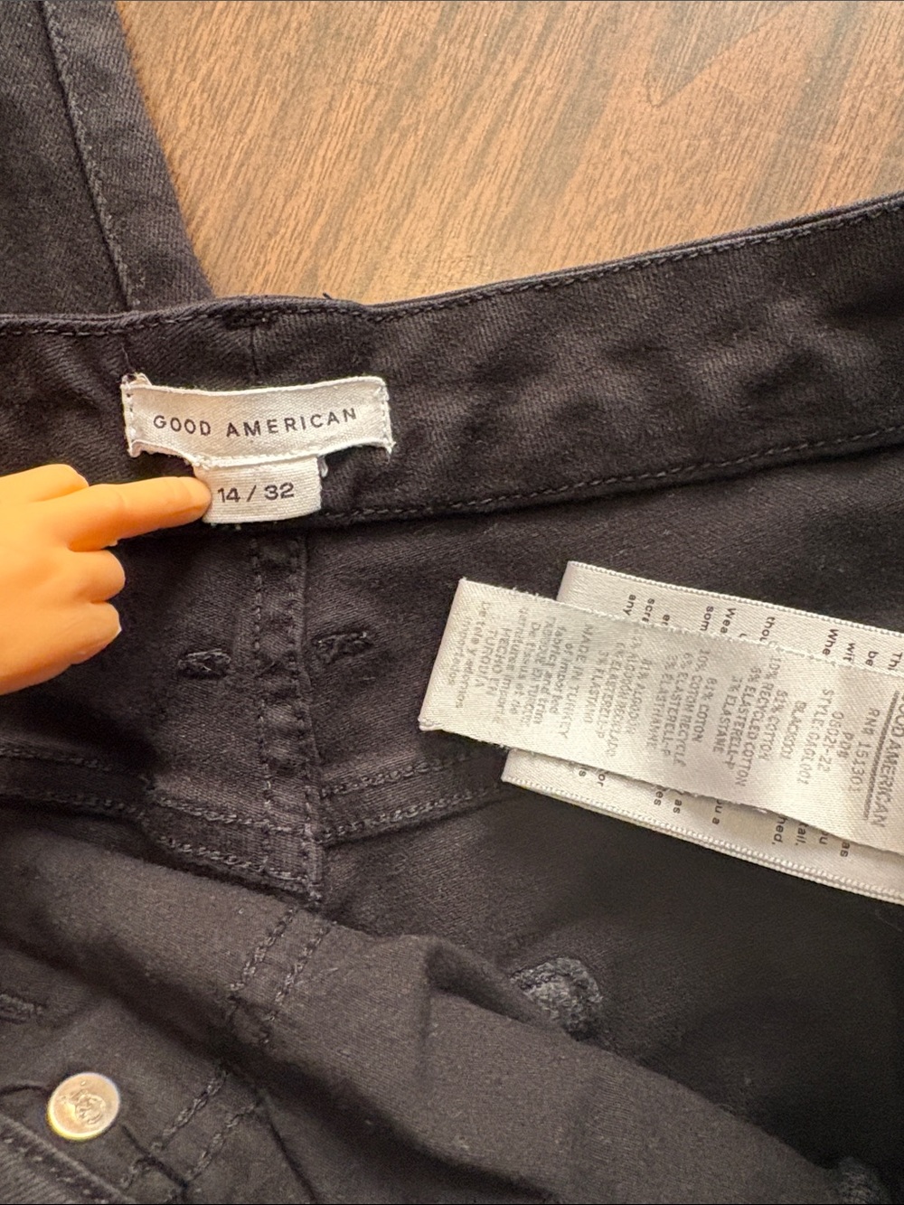 Good American Size 14 32 Black Jeans Classic Stretch Denim - Picture 3 of 3